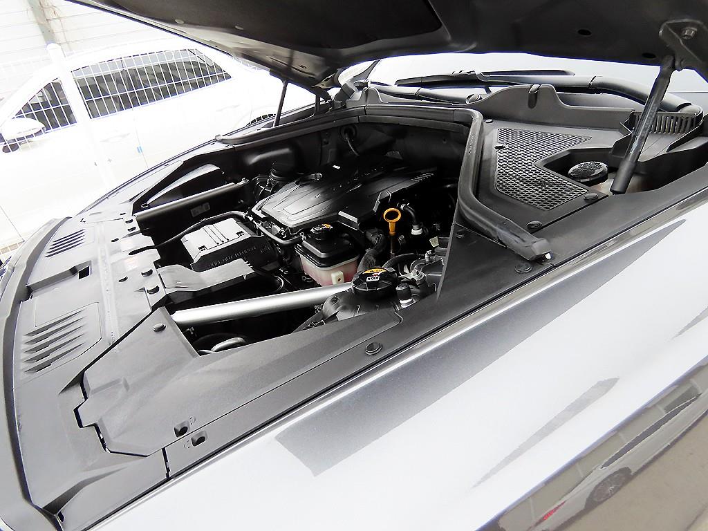Genesis GV80 — photo 19