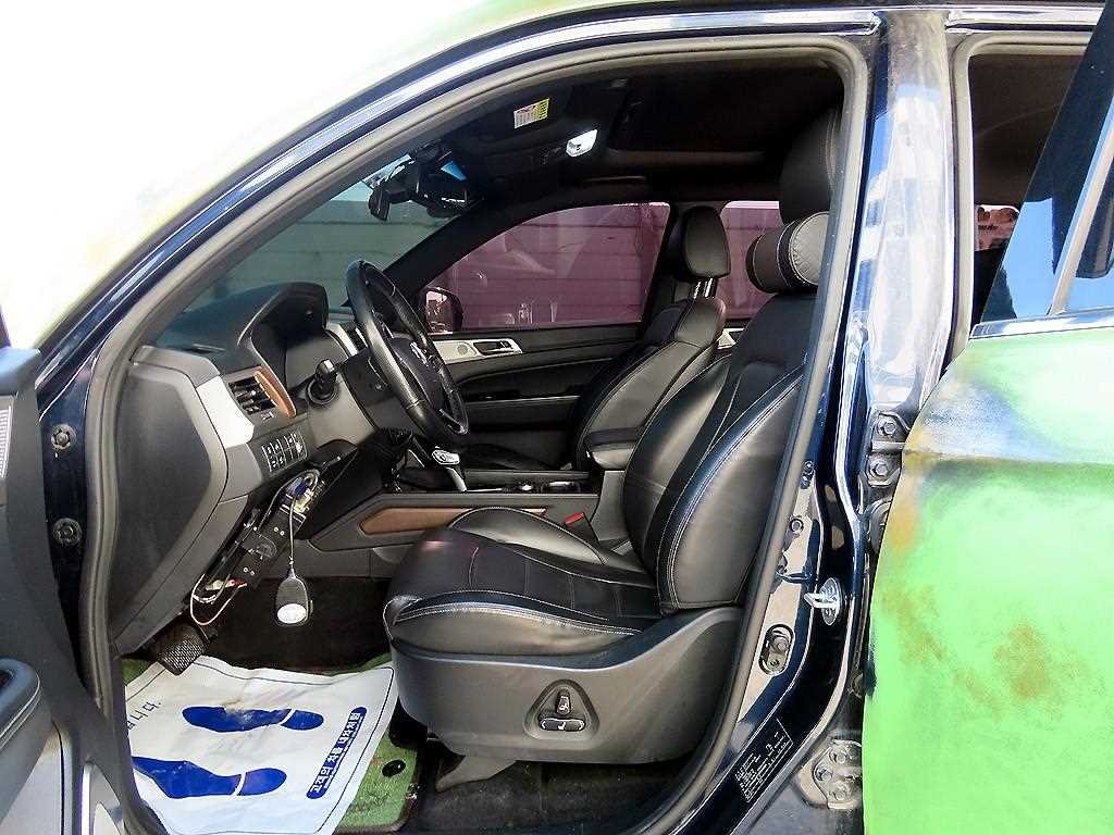 KGM Rexton — photo 05