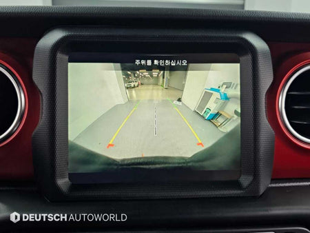 Jeep Wrangler — photo 15