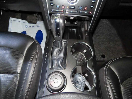 Ford Explorer — photo 12