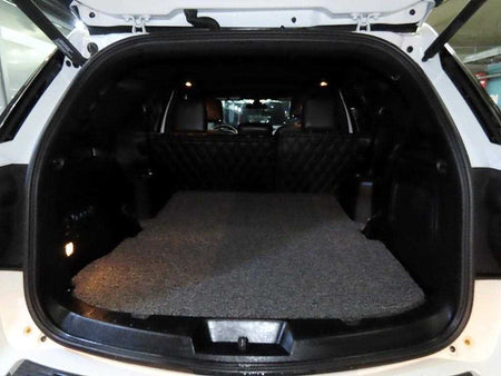 Ford Explorer — photo 17