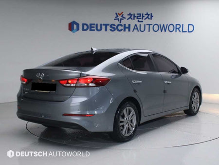 Hyundai Avante — photo 02