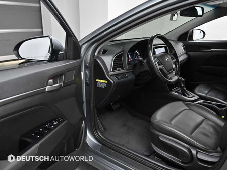 Hyundai Avante — photo 11