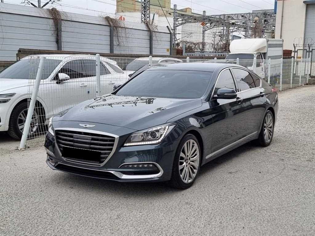 Genesis G80 — photo 01