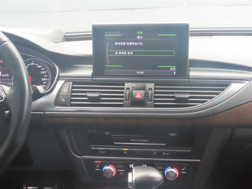 Audi A7 — photo 10