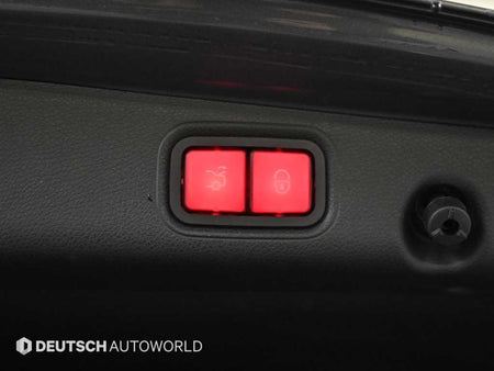 Mercedes-Benz E-Class — photo 20