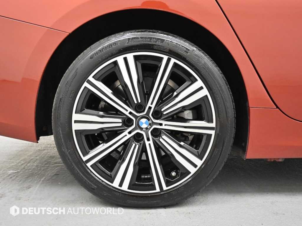 BMW 3-Series — photo 05