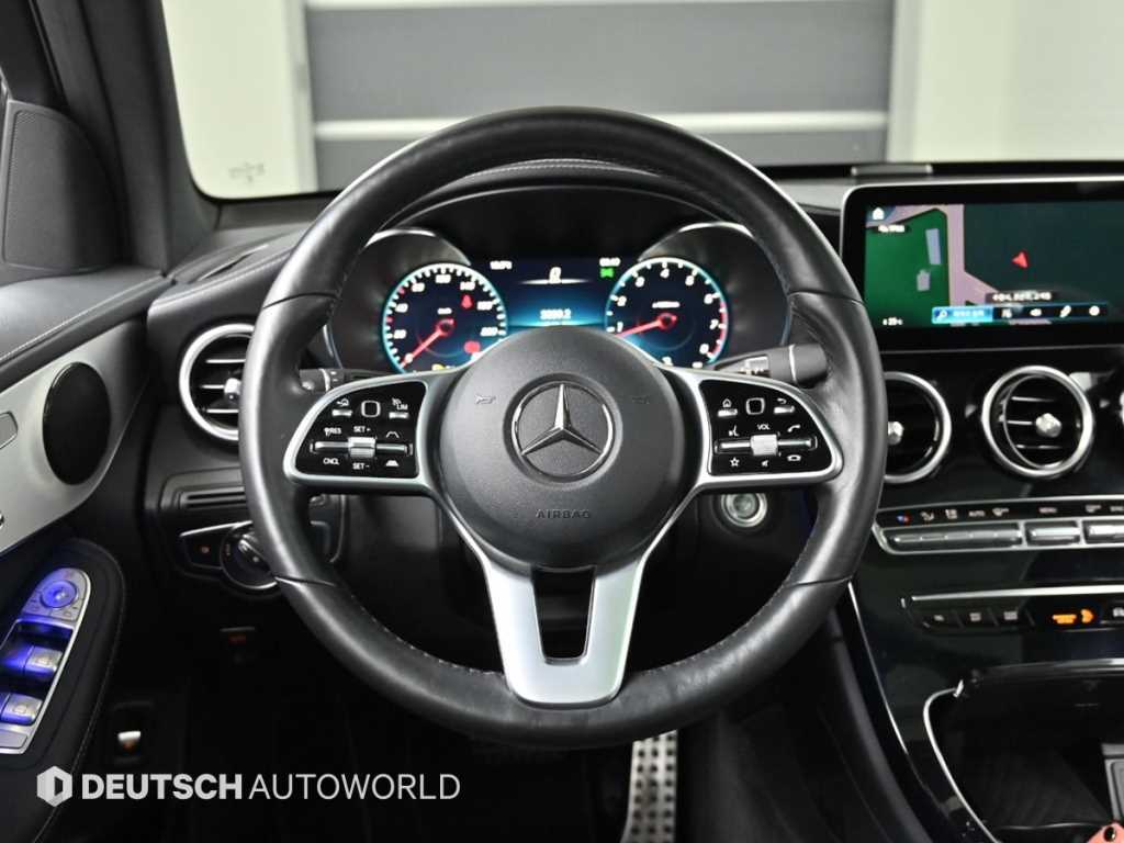 Mercedes-Benz GLC-Class — photo 13