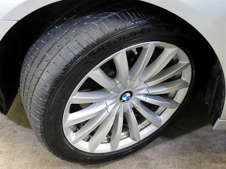 BMW 7-Series — photo 20