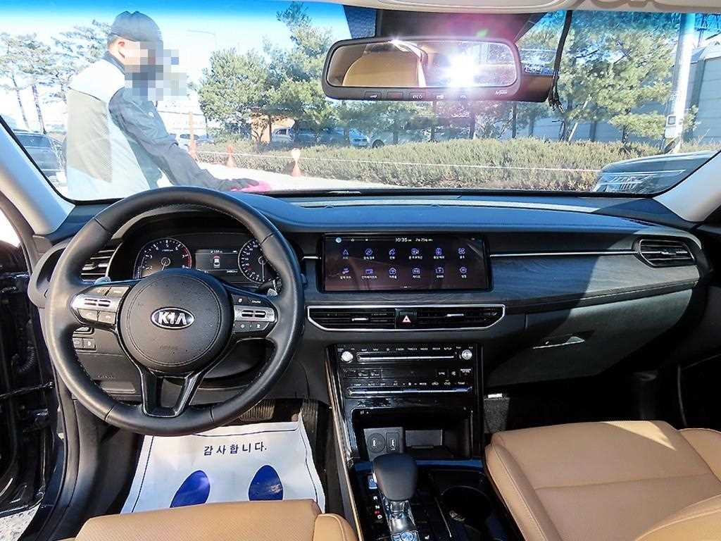 Kia K7 — photo 07
