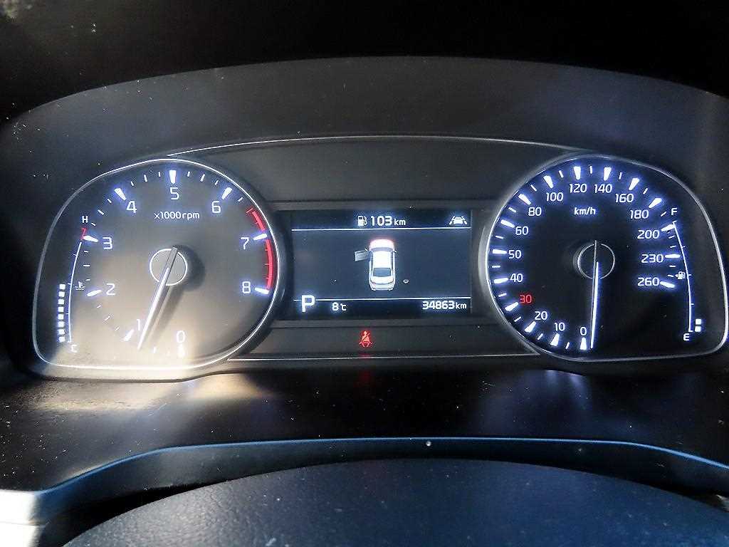 Kia K7 — photo 09