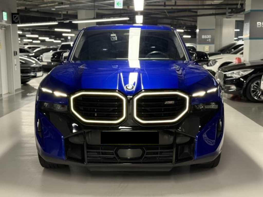 BMW XM — photo 02
