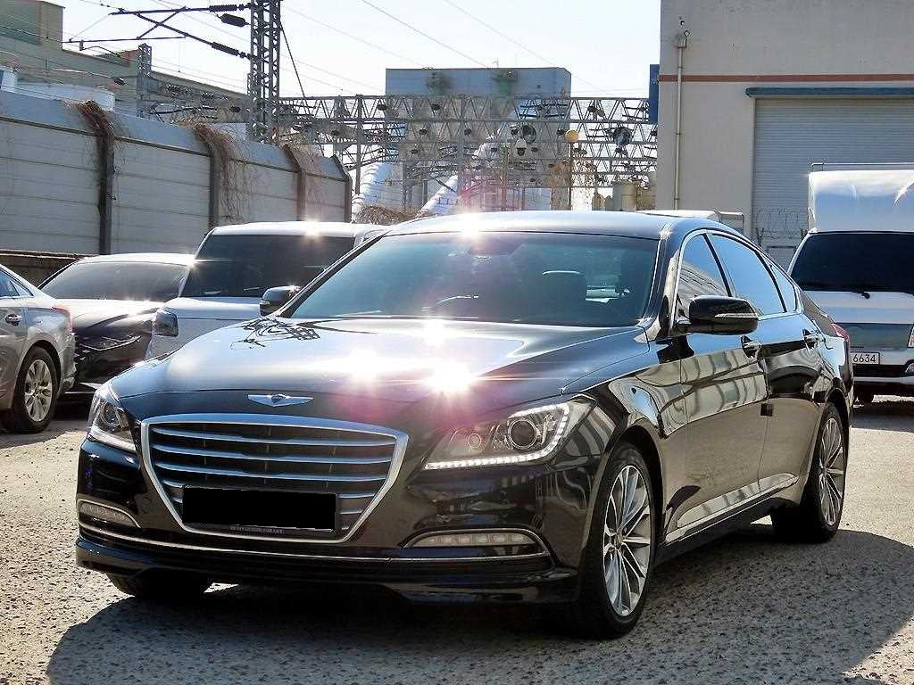Hyundai Genesis — photo 01