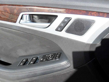 Hyundai Genesis — photo 11