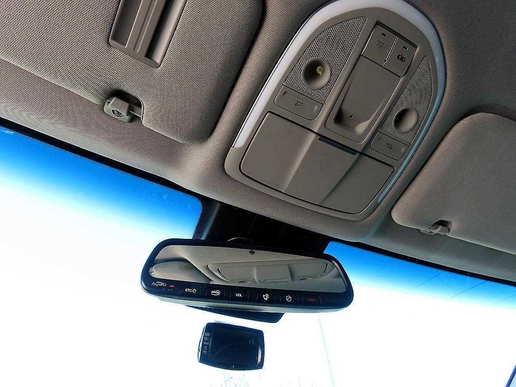 Hyundai Genesis — photo 15