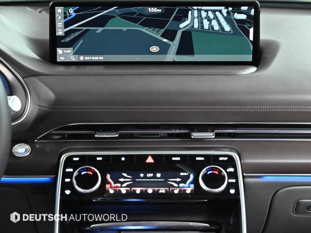 Genesis GV80 — photo 15