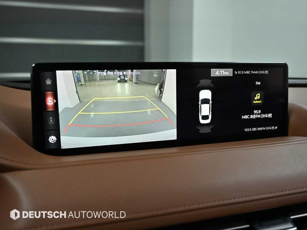 Genesis G80 — photo 10