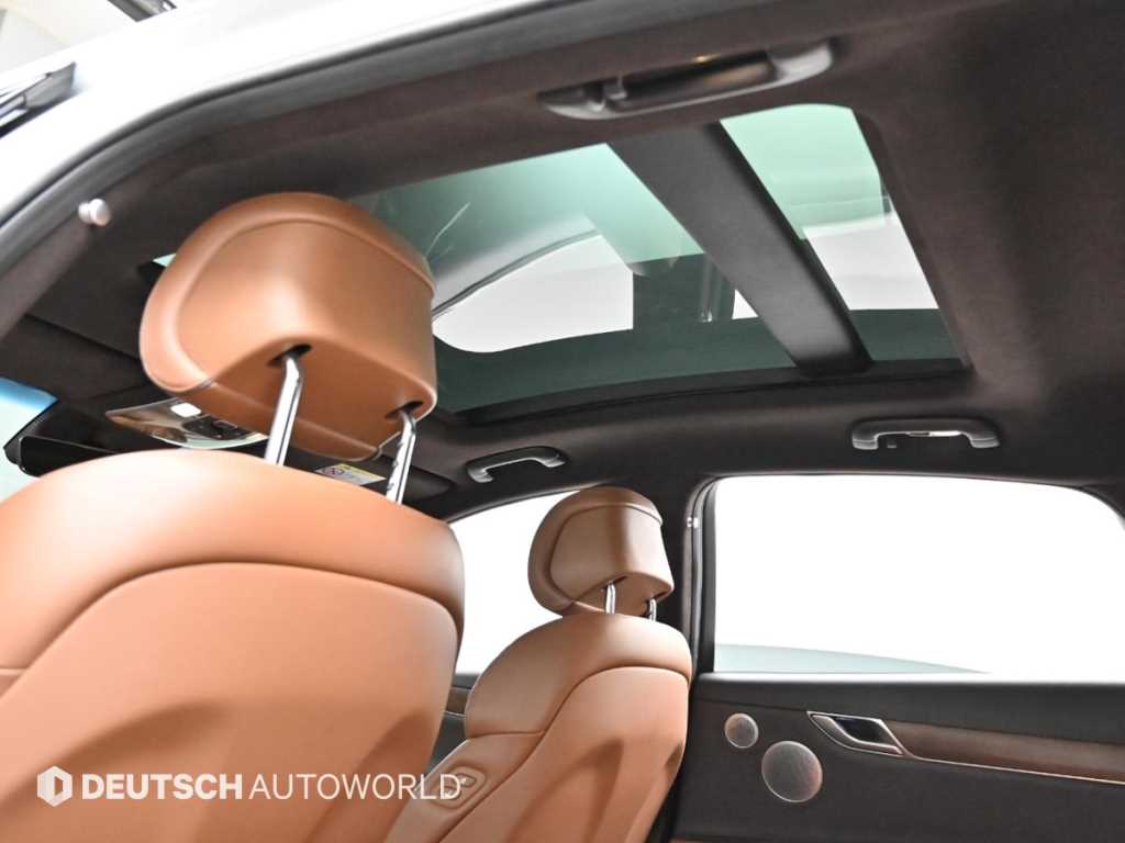 Genesis G80 — photo 18