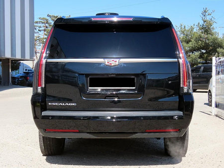 Cadillac Escalade — photo 04