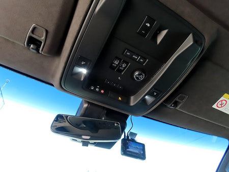 Cadillac Escalade — photo 14