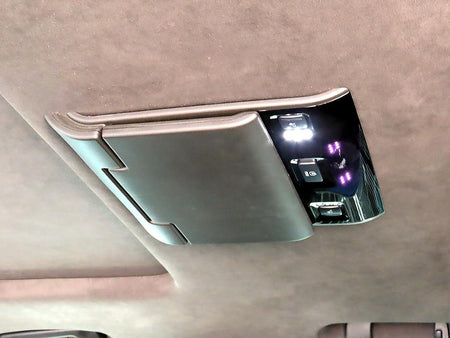 Cadillac Escalade — photo 15