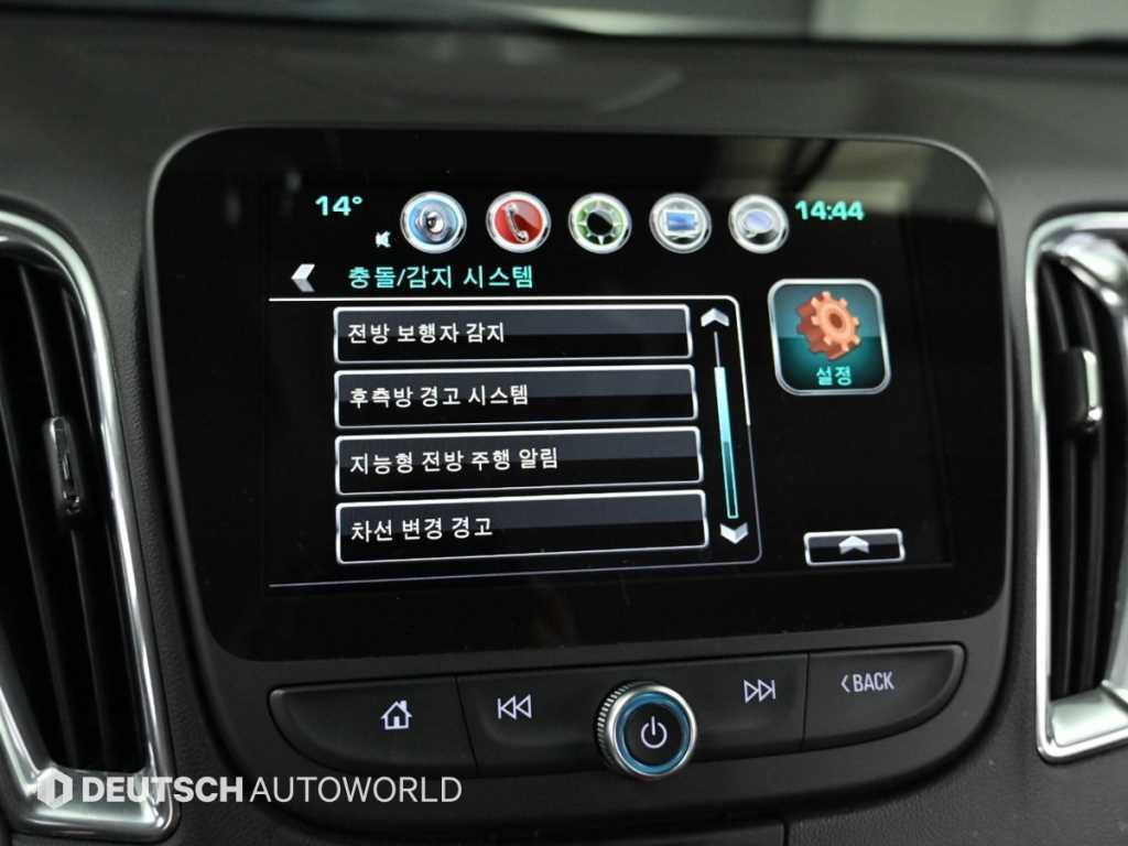 CHEVROLET Malibu — photo 17