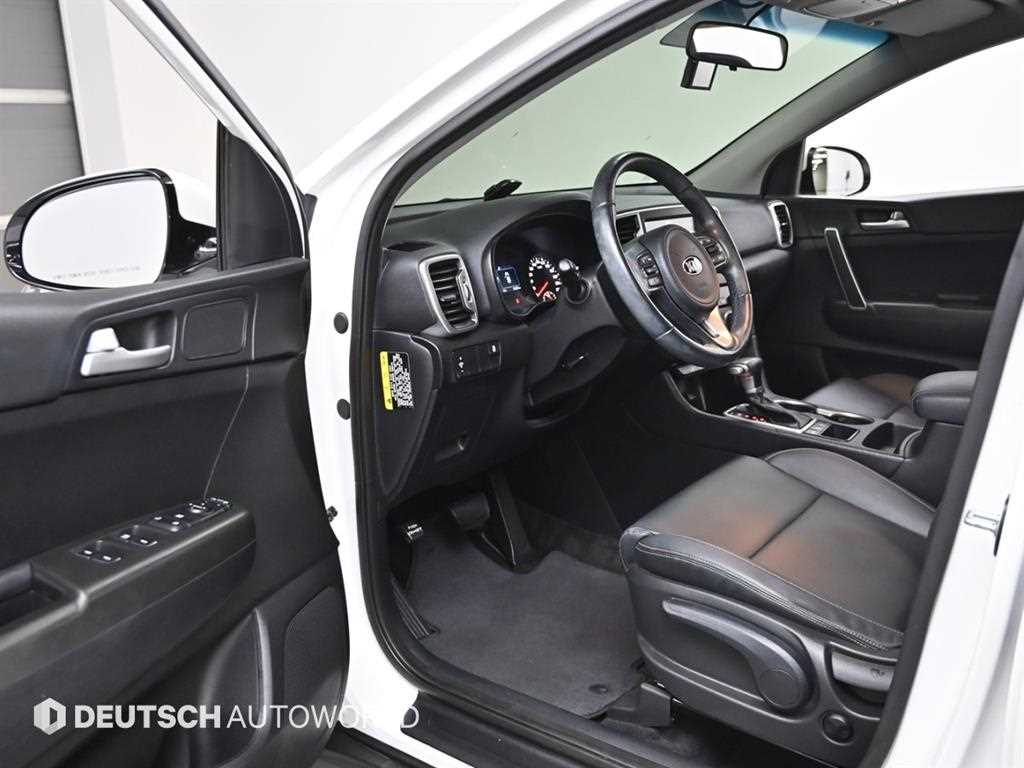 Kia Sportage — photo 11
