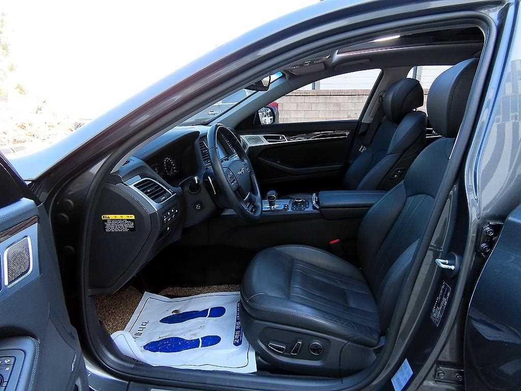 Genesis G80 — photo 04