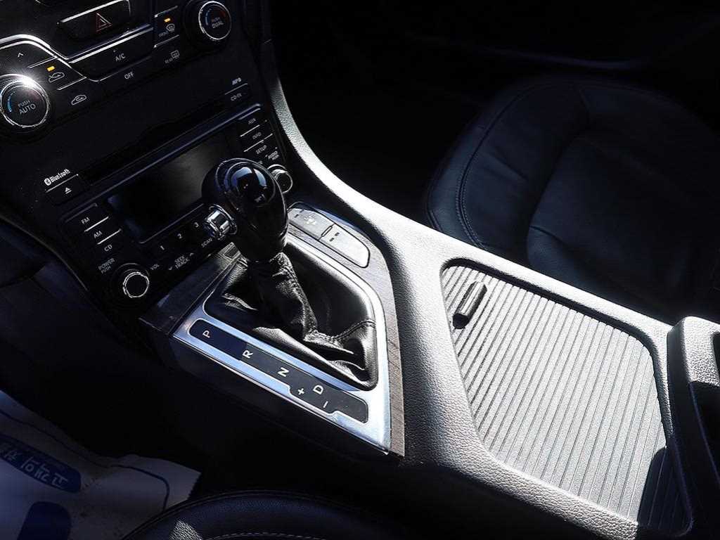 Kia K5 — photo 12