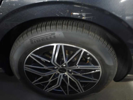 Genesis G90 — photo 16