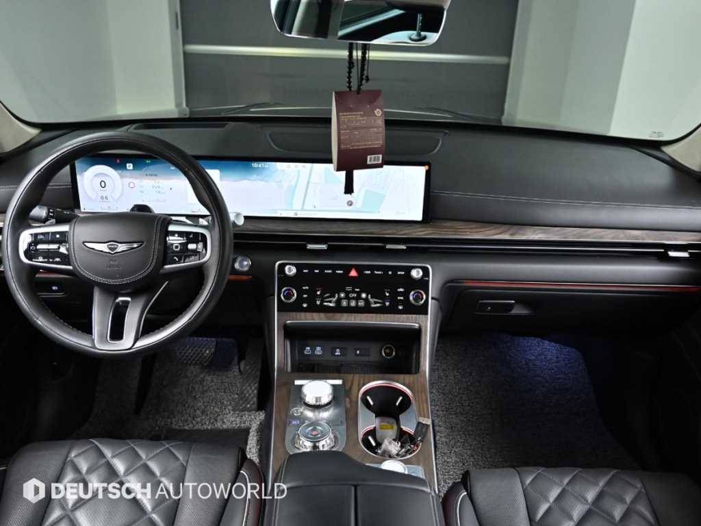 Genesis GV80 — photo 07