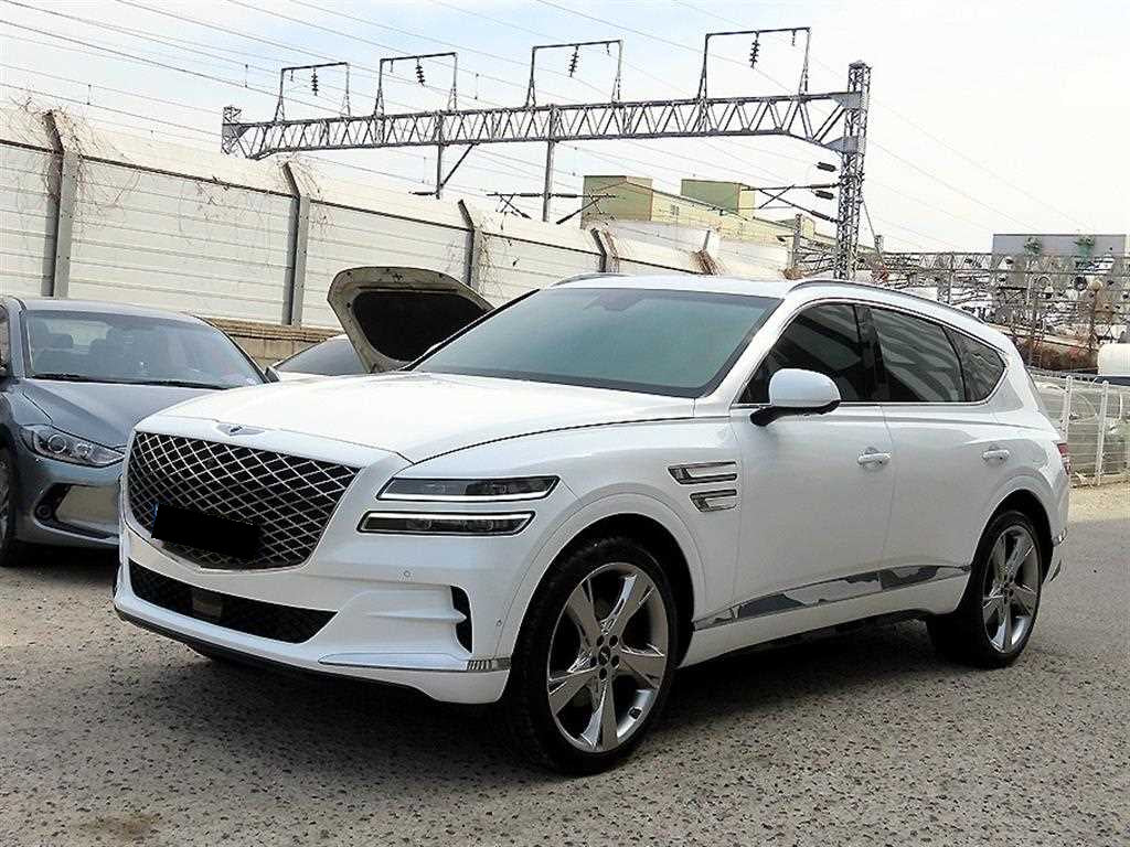 Genesis GV80 — photo 01