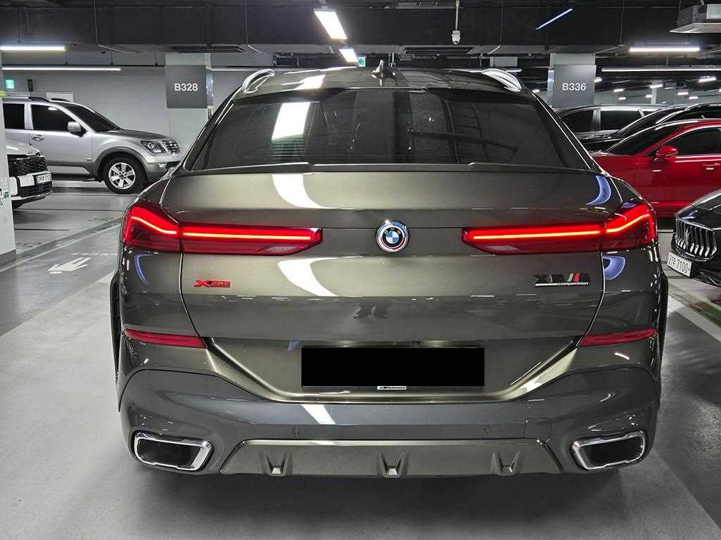 BMW X6 — photo 04