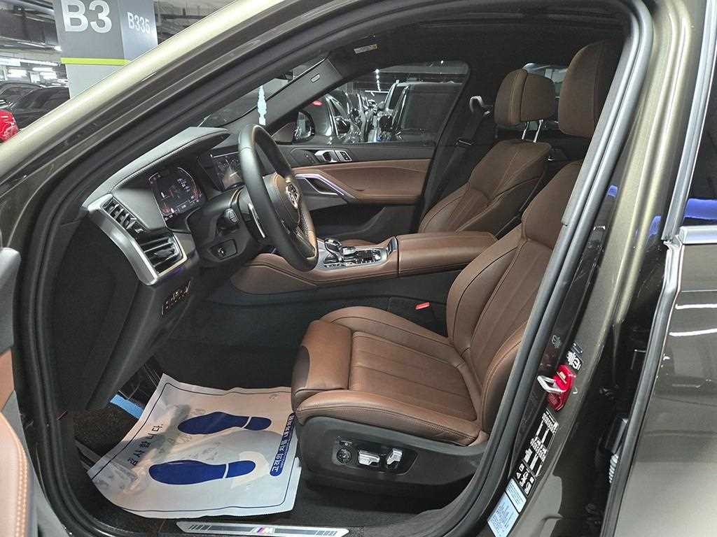 BMW X6 — photo 05