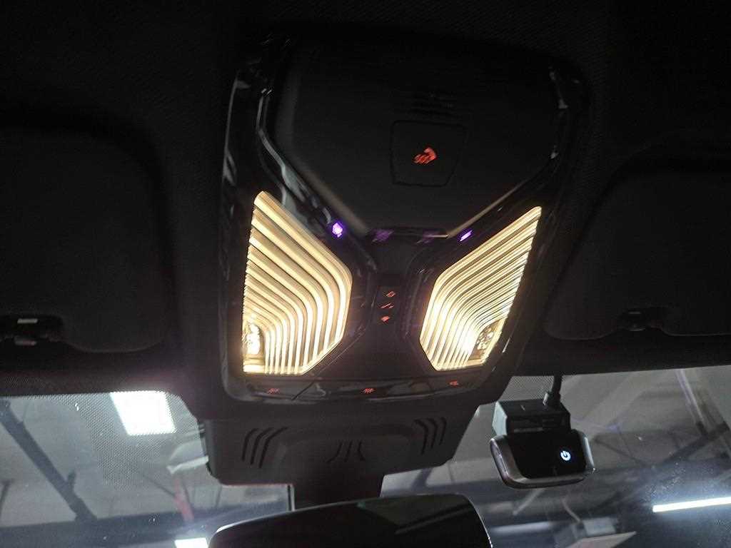 BMW X6 — photo 14
