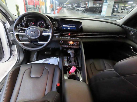 Hyundai Avante — photo 10