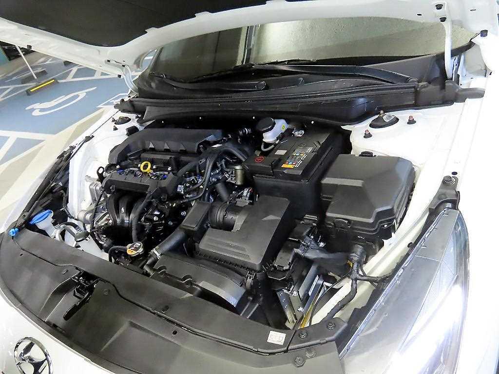 Hyundai Avante — photo 17