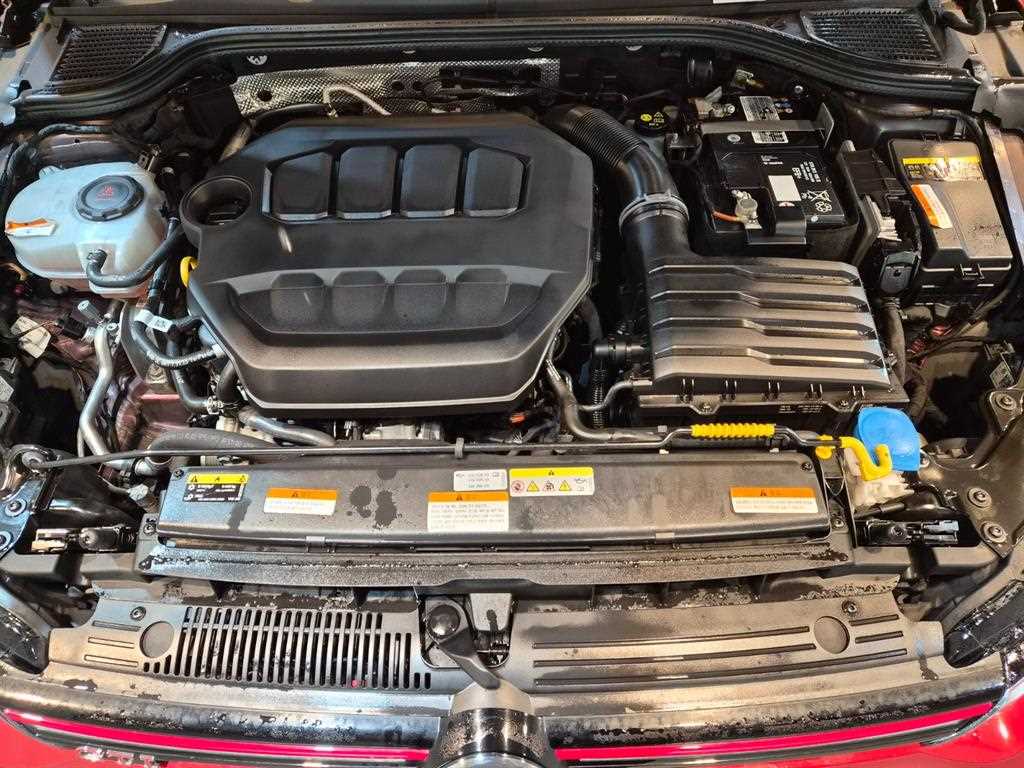 Volkswagen Golf — photo 18
