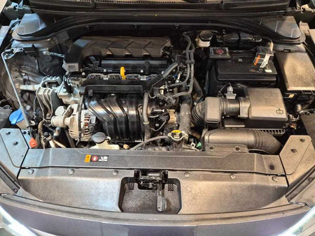 Hyundai Avante — photo 20