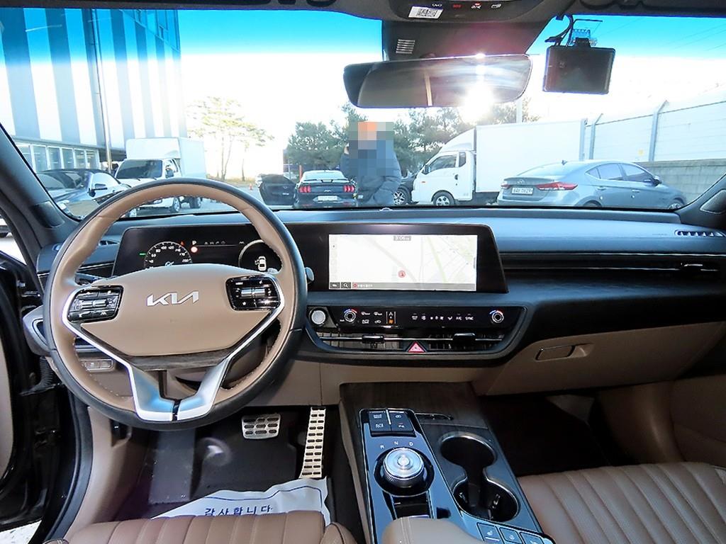Kia K8 — photo 07