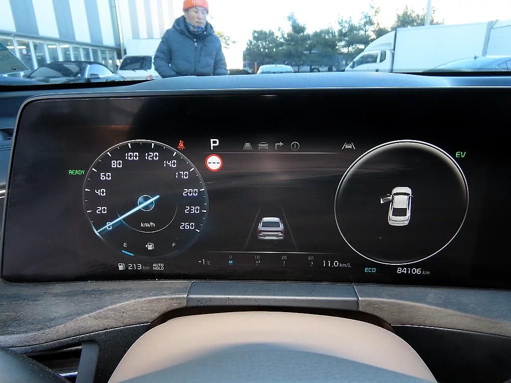 Kia K8 — photo 09