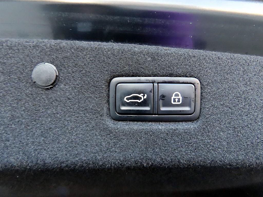 Kia K8 — photo 17