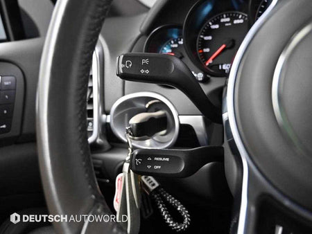 Porsche Cayenne — photo 17