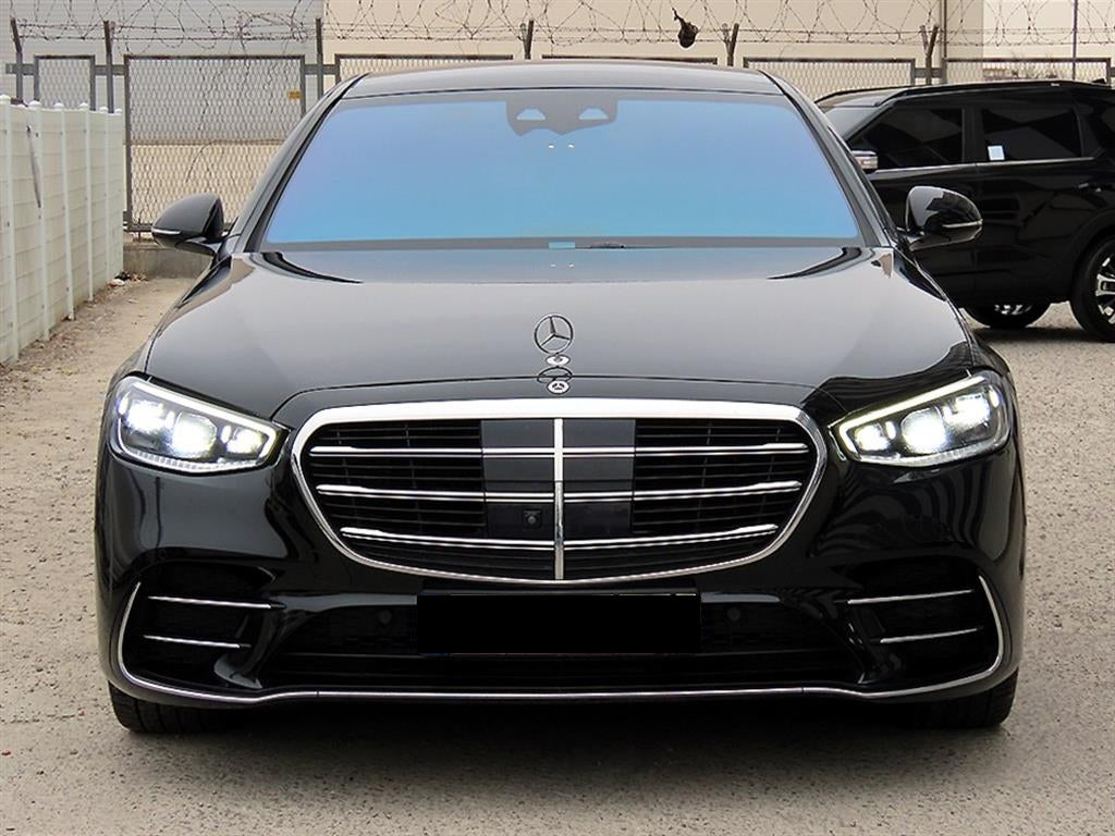 Mercedes-Benz S-Class — photo 01