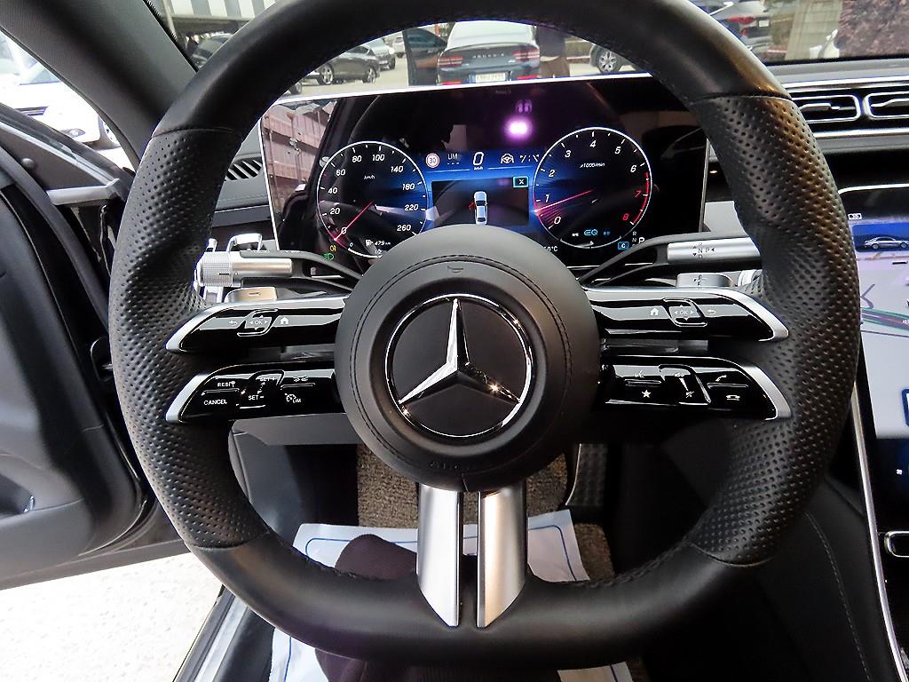 Mercedes-Benz S-Class — photo 08