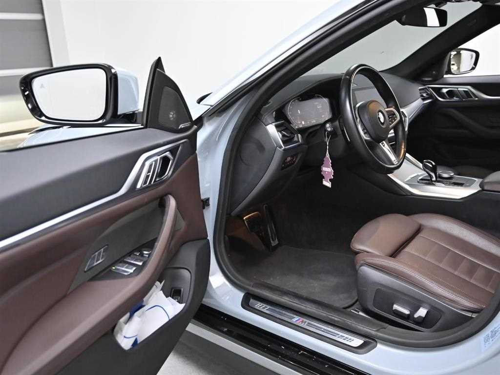 BMW 4-Series — photo 11