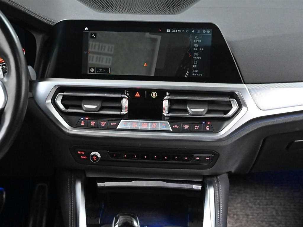 BMW 4-Series — photo 14