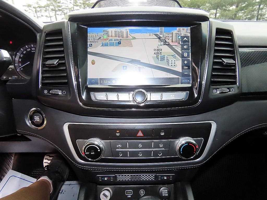 KGM Rexton — photo 14