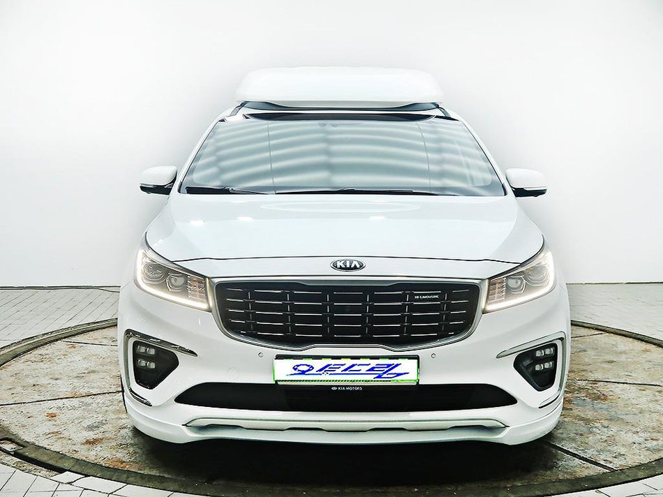 Kia Carnival — photo 01