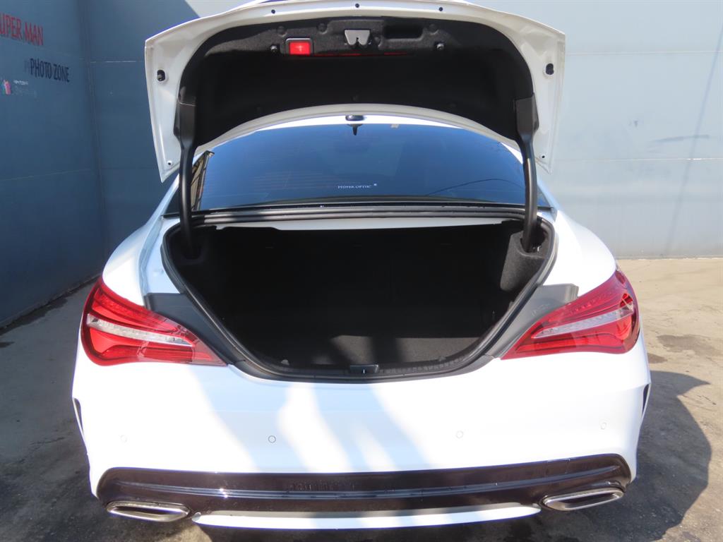 Mercedes-Benz CLA-Class — photo 05